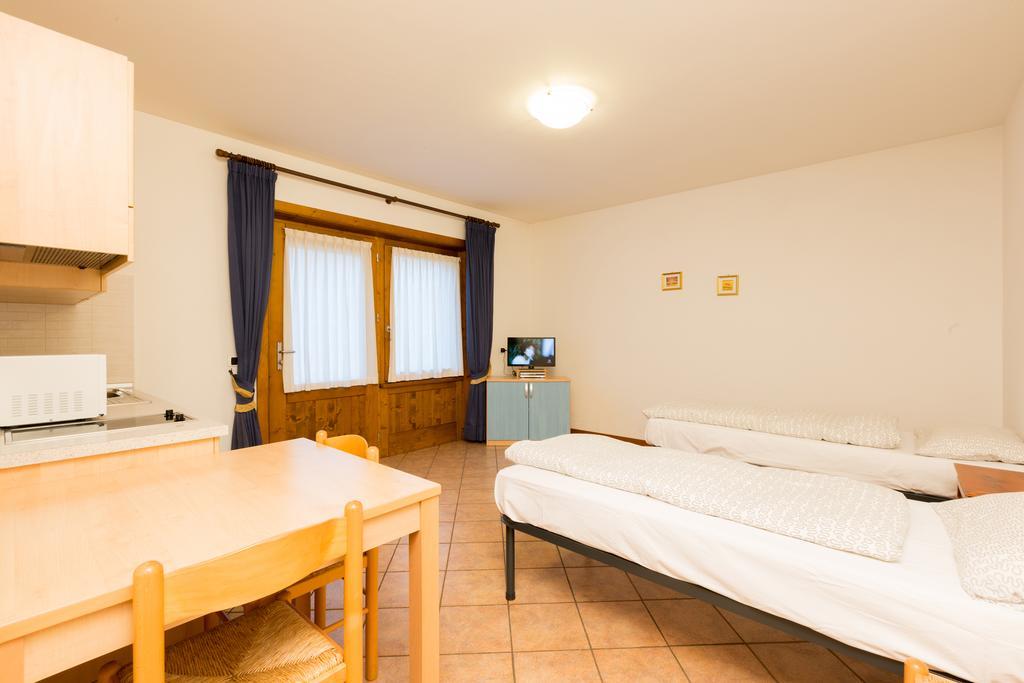 Bait Del Pont Aparthotel Ливиньо Екстериор снимка