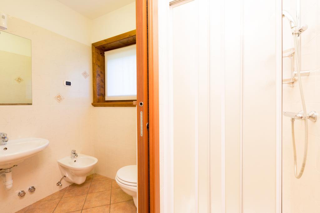 Bait Del Pont Aparthotel Ливиньо Екстериор снимка