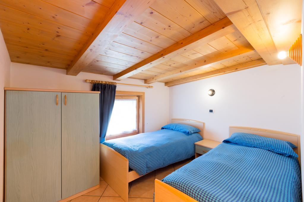 Bait Del Pont Aparthotel Ливиньо Екстериор снимка