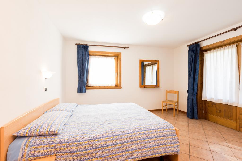 Bait Del Pont Aparthotel Ливиньо Екстериор снимка