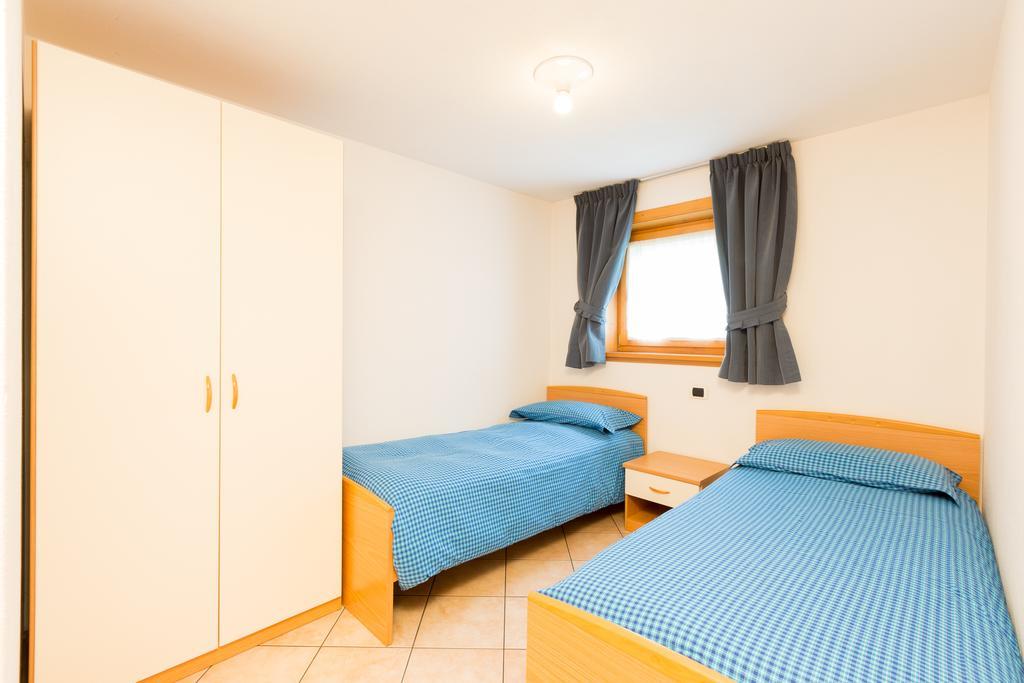 Bait Del Pont Aparthotel Ливиньо Екстериор снимка